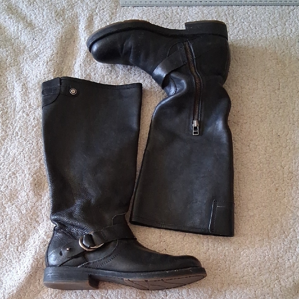 OluKai Dark Leather Nahuku Riding Boots